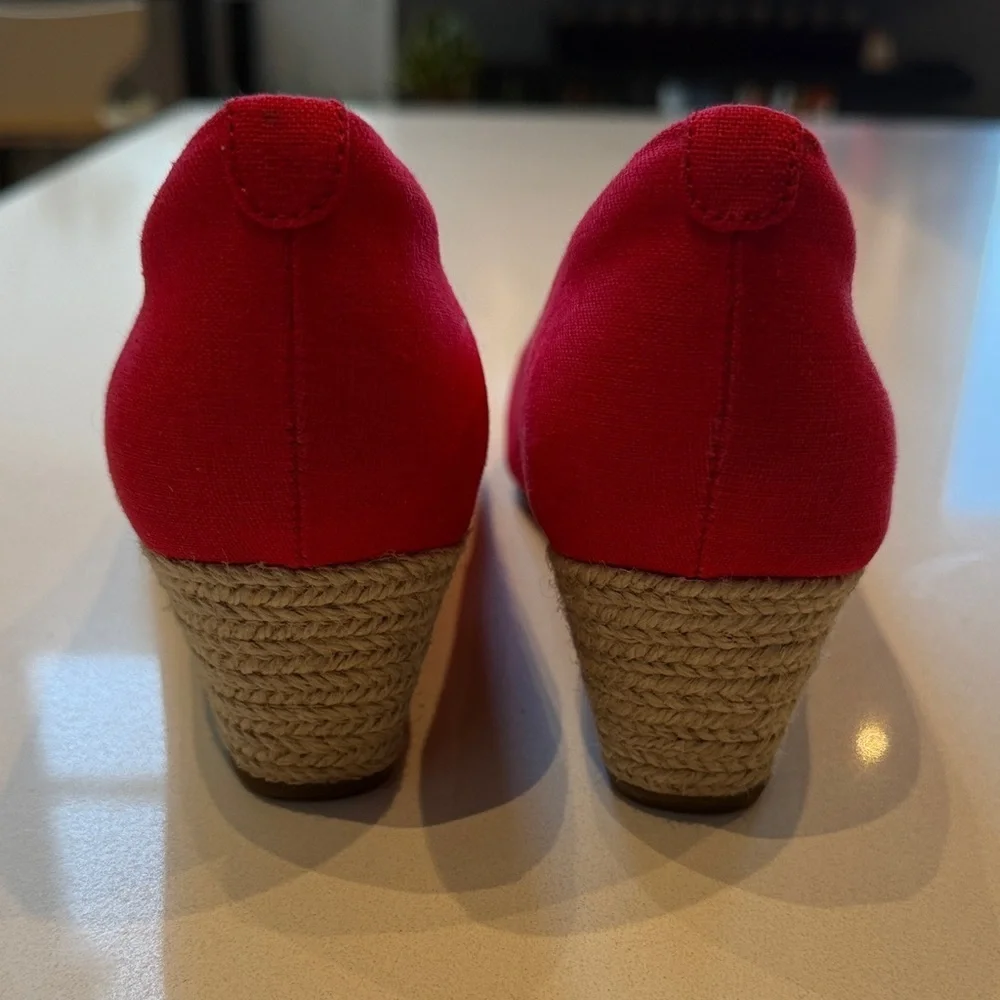 🆕 Clarks Mallory Luna Wedge Espadrilles Rope Pump, Cherry Red, Size 9.5M